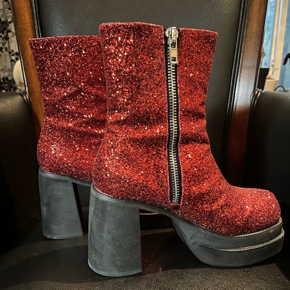 Red sequin platform boots - Picture 1 of 4